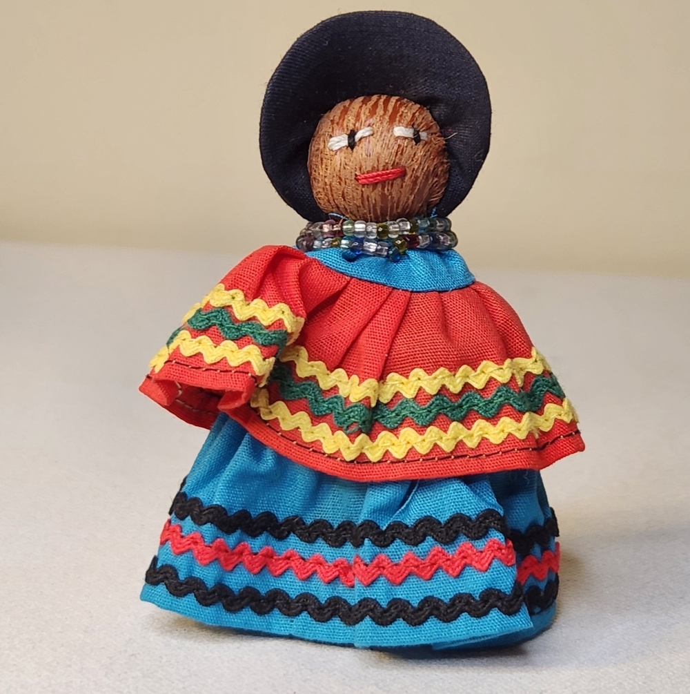 1950's Handcrafted Florida Seminole Native American Doll Palmetto Fiber 3.5"